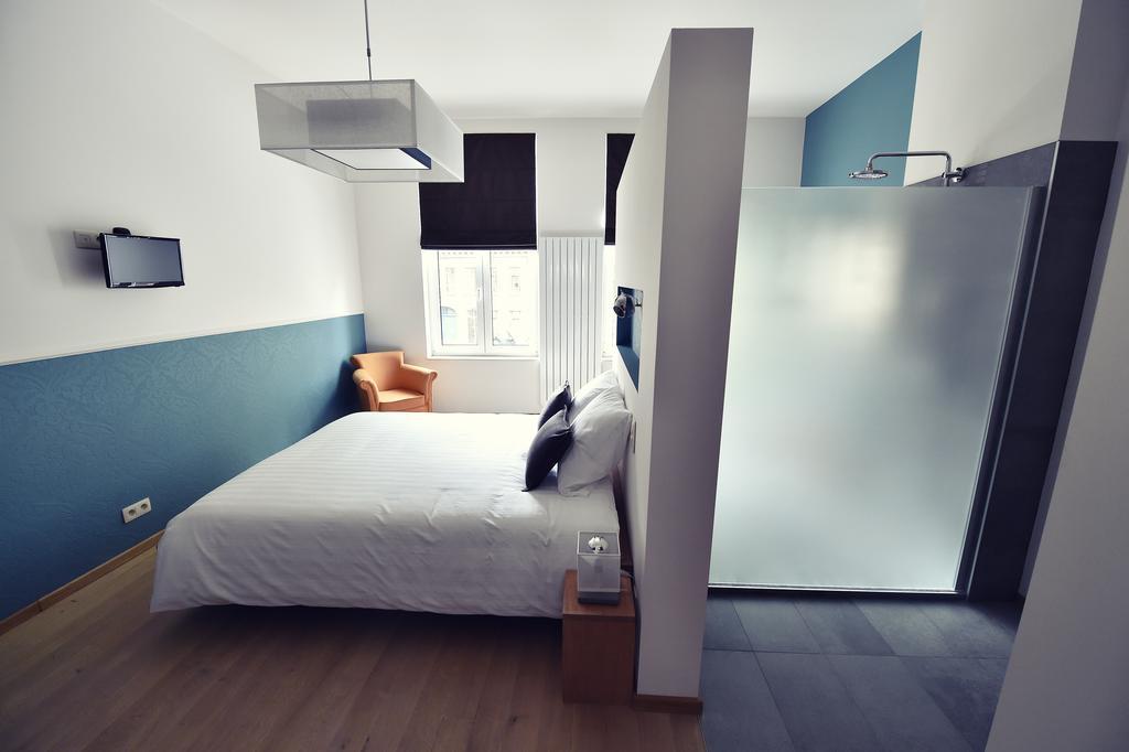 Cote Sax Bed And Breakfast Dinant Room photo